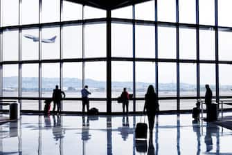 US airports, boom in retirees employed as part-time workers