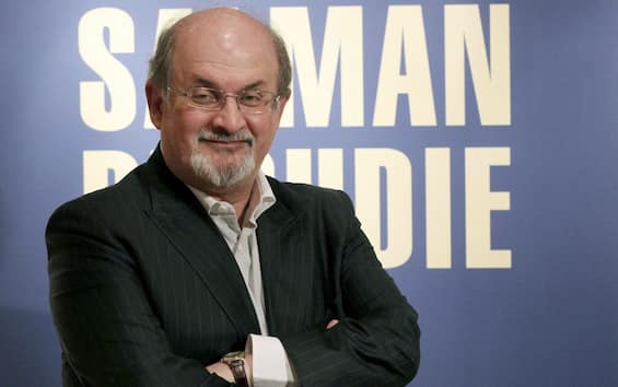 Rushdie attack, the writer lost an eye and the use of a hand