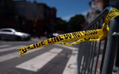 Usa, investe folla e attacca una donna: due morti in Pennsylvania