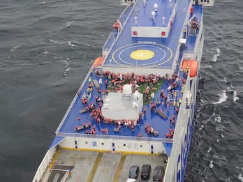 Svezia,  traghetto va a fuoco: fiamme domate e passeggeri in salvo