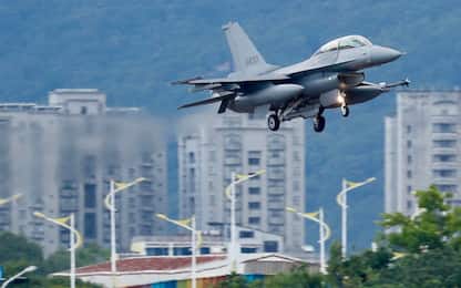 Taiwan, rilevati aerei e navi militari cinesi attorno all'isola
