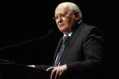 Perestrojka e Glasnost, il significato delle due riforme di Gorbaciov 