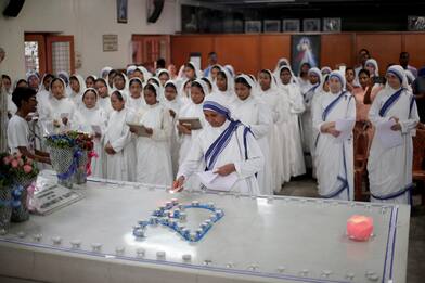 Madre Teresa di Calcutta, 25esimo anniversario della morte. FOTO