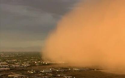 USA, impressionante tempesta di sabbia in Arizona. VIDEO
