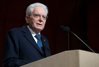 Il presidente della Repubblica, Sergio Mattarella.
ANSA/UFFICIO STAMPA QUIRINALE/PAOLO GIANDOTTI
+++ ANSA PROVIDES ACCESS TO THIS HANDOUT PHOTO TO BE USED SOLELY TO ILLUSTRATE NEWS REPORTING OR COMMENTARY ON THE FACTS OR EVENTS DEPICTED IN THIS IMAGE; NO ARCHIVING; NO LICENSING +++