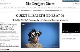 Queen Elizabeth is dead, the news on websites around the world, 8 September 2022. ANSA / The New York Times