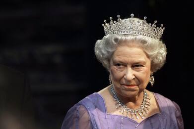 La Regina Elisabetta è morta a 96 anni, Carlo è il nuovo Re