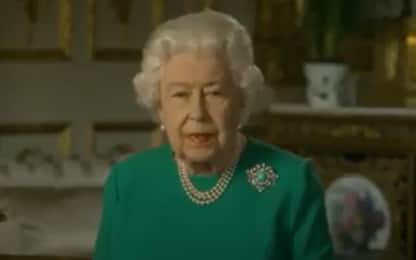 Regina Elisabetta, il discorso in tv quando iniziò il Covid. VIDEO