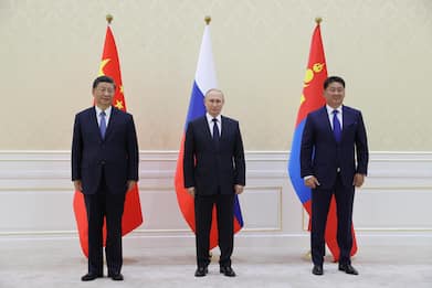 Cina-Russia, le foto del vertice tra Putin e Xi Jinping a Samarcanda