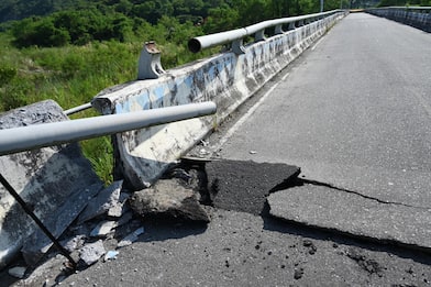 Terremoto a Taiwan, scossa di magnitudo 6.9: almeno una vittima