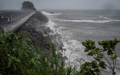 Tifone Nanmadol in Giappone, evacuazione per 4 milioni di persone