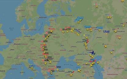 Decine di aerei in partenza da Mosca e San Pietroburgo: voli sold-out