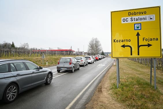 Slovenia cuts the price of petrol and diesel