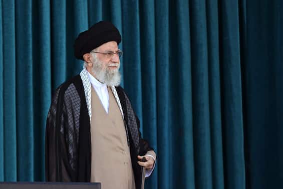 Iran, Ali Khamenei accuses Israel and the US of fomenting protests