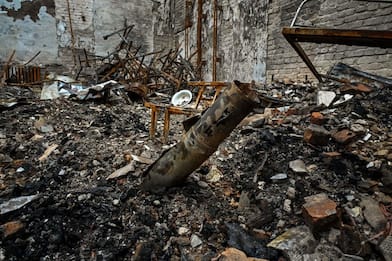 Guerra in Ucraina, Kiev: "Scoperte 22 camere di tortura a Kharkiv"