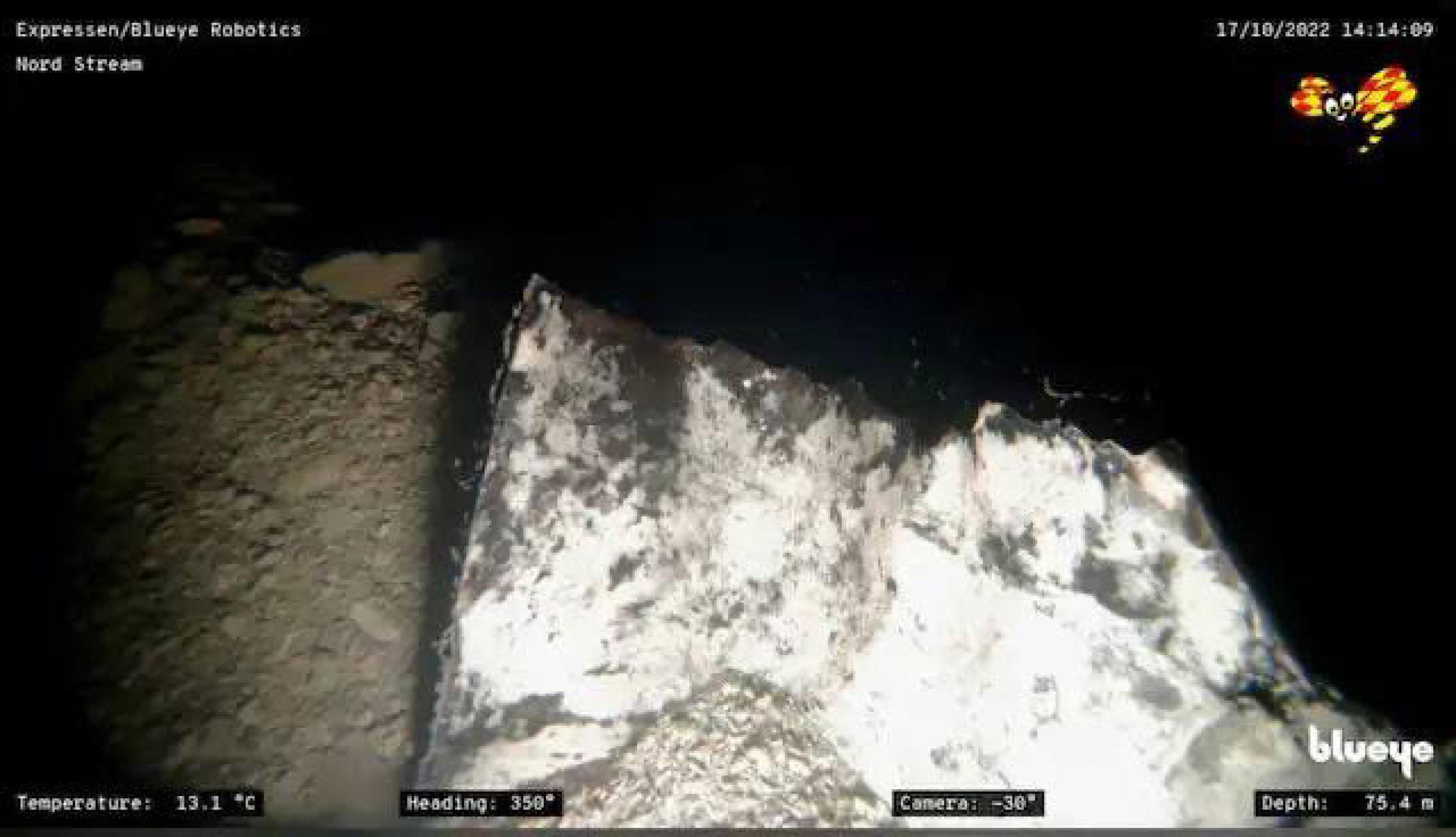Una immagine tratta da un video, filmato da un drone sottomarino, mostra ingenti danni al gasdotto Nord Stream, 18 ottobre 2022- TWITTER  +++ ATTENZIONE LA FOTO NON PUO' ESSERE PUBBLICATA O RIPRODOTTA SENZA L'AUTORIZZAZIONE DELLA FONTE DI ORIGINE CUI SI RINVIA+++
