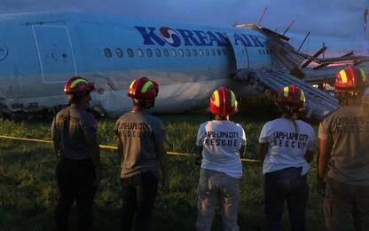 Filippine, aereo fuori pista all'aeroporto di Cebu: feriti non gravi