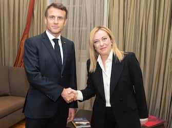 epa10261654 A handout photo made available by Chigi palace shows Italian Premier Giorgia Meloni meets French President Emmanuel Macron, Rome, Italy, 23 October 2022.  EPA/FILIPPO ATTILI / CHIGI PALACE / HANDOUT  HANDOUT EDITORIAL USE ONLY/NO SALES