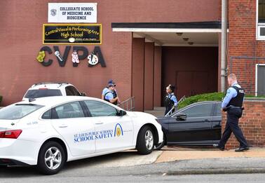 Usa, sparatoria in una scuola del Missouri: tre morti
