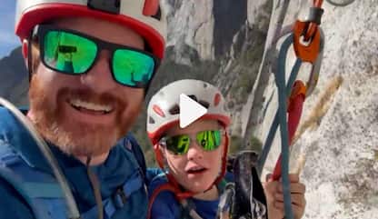 Bambino di 8 anni scala la montagna El Capitan col padre