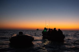 A post taken from the Sos Humanity Twitter profile: ''1/2 Immediately after the rescue yesterday afternoon, the crew of the Humanity1 saved 22 people from another unseaworthy, overcrowded rubber dinghy in distress at nightfall.  According to the distress call, water had already entered'', 26 October 2022. TWITTER SOS HUMANITY +++ ATTENTION THE PHOTO CANNOT BE PUBLISHED OR REPRODUCED WITHOUT THE AUTHORIZATION OF THE SOURCE OF ORIGIN TO WHICH IT IS REFERRED +++ NPK++