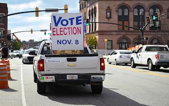 epa10292937 A sign in the back of a pickup truck reminds voters about the election tomorrow in Macon, Georgia, USA, 07 November 2022. The US midterm elections are held every four years at the midpoint of each presidential term and this year include elections for all 435 seats in the House of Representatives, 35 of the 100 seats in the Senate and 36 of the 50 state governors as well as numerous other local seats and ballot issues.  EPA/JOHN AMIS