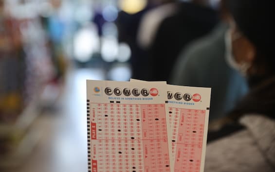 USA, California won 2 billion in the lottery: it is the highest jackpot in history