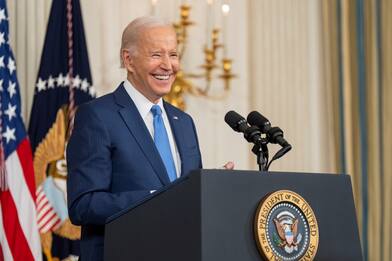 Usa Weekly News, Biden plaude vittoria Dem al Senato dopo Midterm