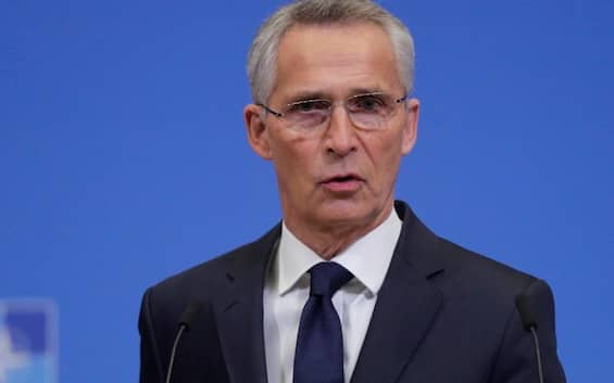 NATO and EU sign cooperation agreement.  Stoltenberg: “United against Russia”