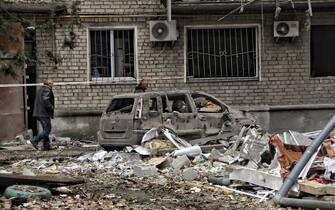 Mykolaiv, Ukraine - November 11, 2022 - Russian aggressors launched missile strikes on one of the residential areas of Mykolaiv: a five-storey building was destroyed, there are dead and wounded, Mykolayiv, southern Ukraine. Photo by Nina Lyashonok/Ukrinform/ABACAPRESS.COM