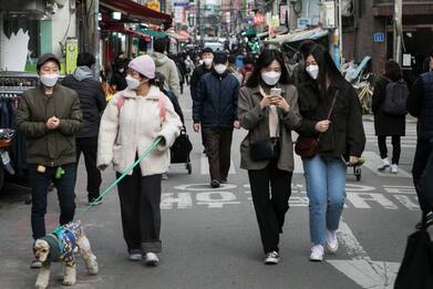 Corea del Sud, ok a legge sull'età: dal 2023 un anno in meno per tutti