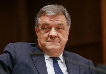 Bruxelles, l'ex eurodeputato Panzeri indagato per corruzione
