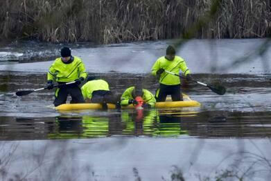 Gb: morti tre bambini caduti in un lago ghiacciato, un quarto è grave
