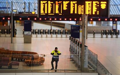 Francia, sciopero dei treni tra Natale e Capodanno