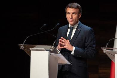 Francia, caso McKinsey: perquisizioni nella sede del partito di Macron