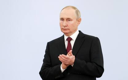 Russia, Putin firma decreto per risarcimento a famiglie soldati morti
