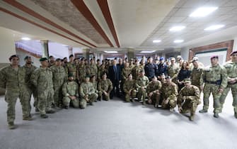 Foto Filippo Attili/Palazzo Chigi/LaPresse 
23/12/2022 Iraq
Politica 
Giorgia Meloni ha annunciato di essere in partenza per l\'Iraq per \&quot;portare gli auguri di Natale a tutti i nostri militari impegnati nelle missioni di pace\&quot;.

DISTRIBUTION FREE OF CHARGE - NOT FOR SALE - Obbligatorio citare la fonte LaPresse/Palazzo Chigi/Filippo Attili