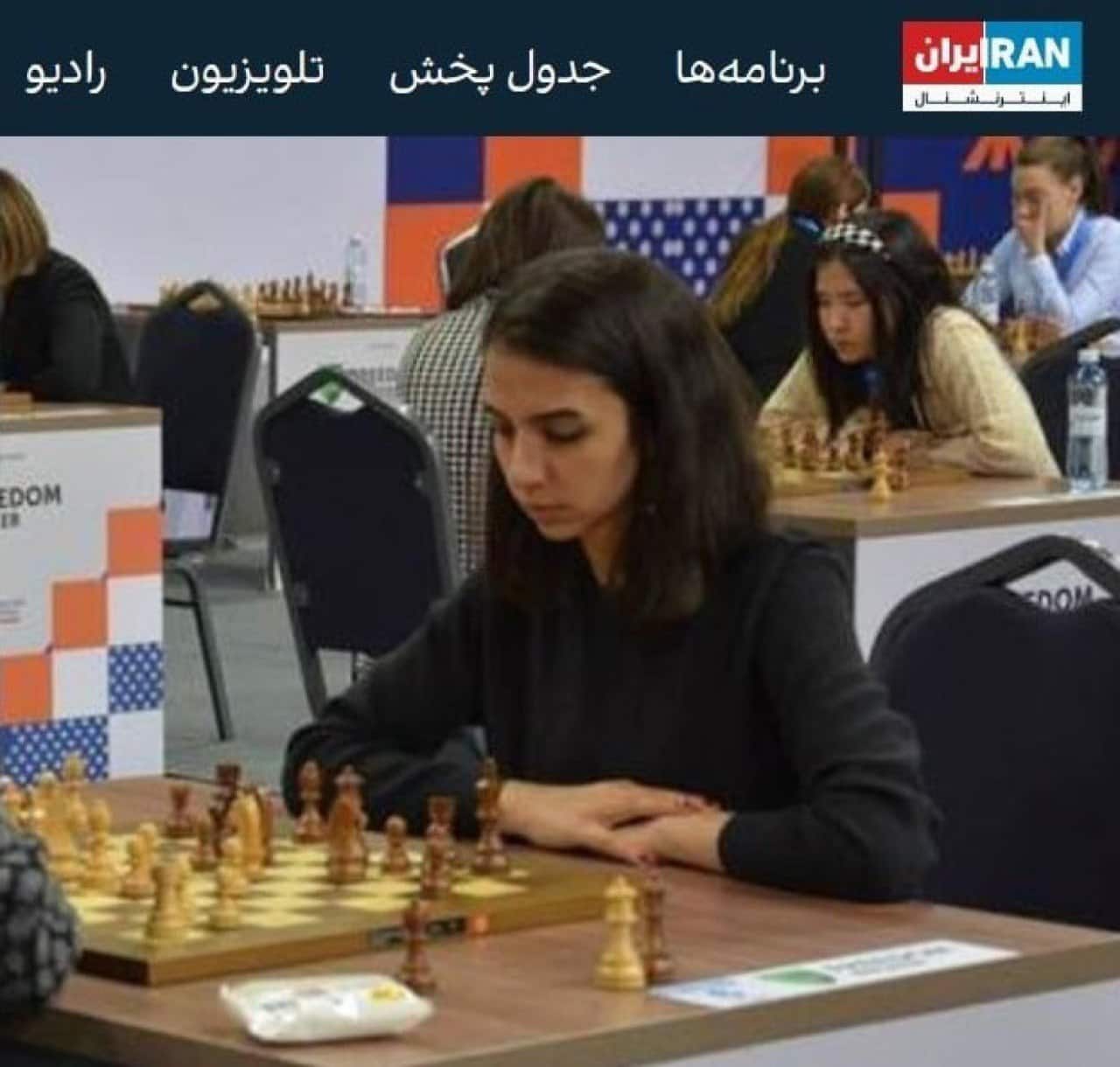 La campionessa di scacchi iraniana Sara Khadim al-Sharia