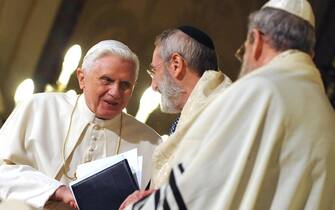 Papa Benedetto XVI con Riccardo Di Segni, Rabbino Capo di Roma Papa Benedetto XVI con Riccardo Di Segni, Rabbino Capo di Roma