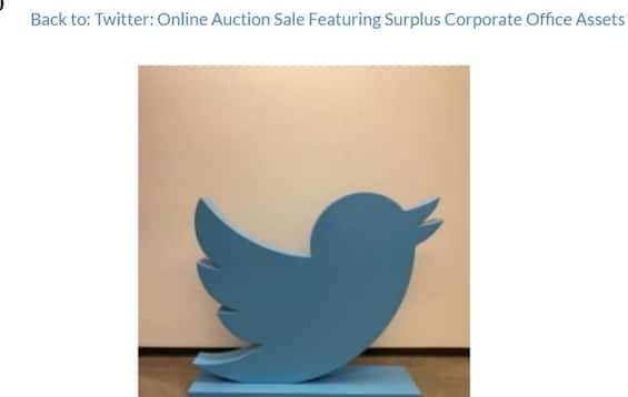 Twitter auctions objects from the San Francisco office: there is also the statue of the bird