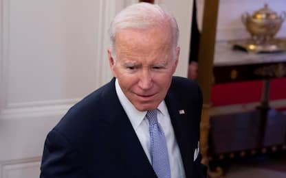 Biden sull’aborto: “Se al Congresso passa il bando, metterò veto”