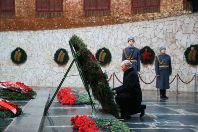 Putin a Volgograd per anniversario battaglia di Stalingrado. FOTO