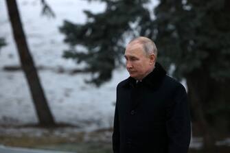 1246743459 VOLGOGRAD, RUSSIA - FEBRUARY 2: (RUSSIA OUT) Russian President Vladimir Putin attends a wreath laying ceremony while visiting the Mamayev Kurgan, a memorial comlplex commemorating the heroes of the Battle of Stalingrad on February 2, 2023, in Volgograd, Russia. President Putin has travelled for a one-day visit to the city of Volgograd (former Stalingrad) to mark the anniversary of the major battle on the Eastern Front of the Second World War. (Photo by Contributor/Getty Images)