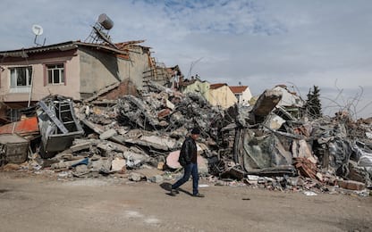Terremoto Turchia, interrotte le ricerche tranne in due province