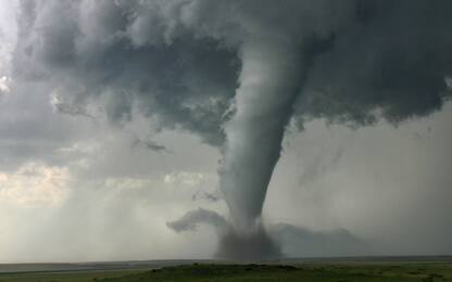 Maltempo Usa, almeno 10 morti per una serie di tornado in 5 Stati