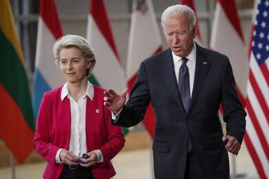 Von der Leyen vede Biden per siglare accordo commerciale tra Ue e Usa