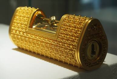 In vendita in Cina rossetto d'oro da 30.000 euro. FOTO