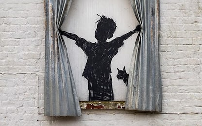 Gb, compare un altro Banksy sul muro d'una fattoria diroccata nel Kent