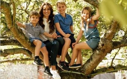 Festa della mamma in Uk, Kate Middleton pubblica nuove foto coi figli