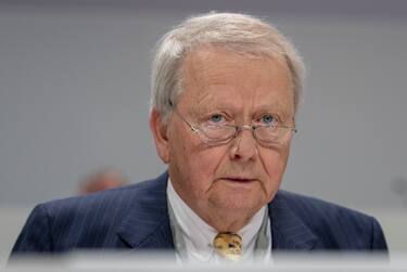 27 June 2019, Baden-Wuerttemberg, Stuttgart: Wolfgang Porsche, Chairman of the Supervisory Board, sits at the Annual General Meeting of Porsche Automobil Holding SE. Porsche SE is the VW holding company. Photo: Stefan Puchner/dpa (Photo by Stefan Puchner/picture alliance via Getty Images)